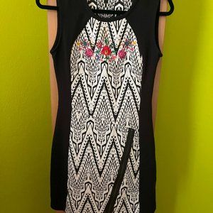 NEW white/black floral dress DESIGUAL